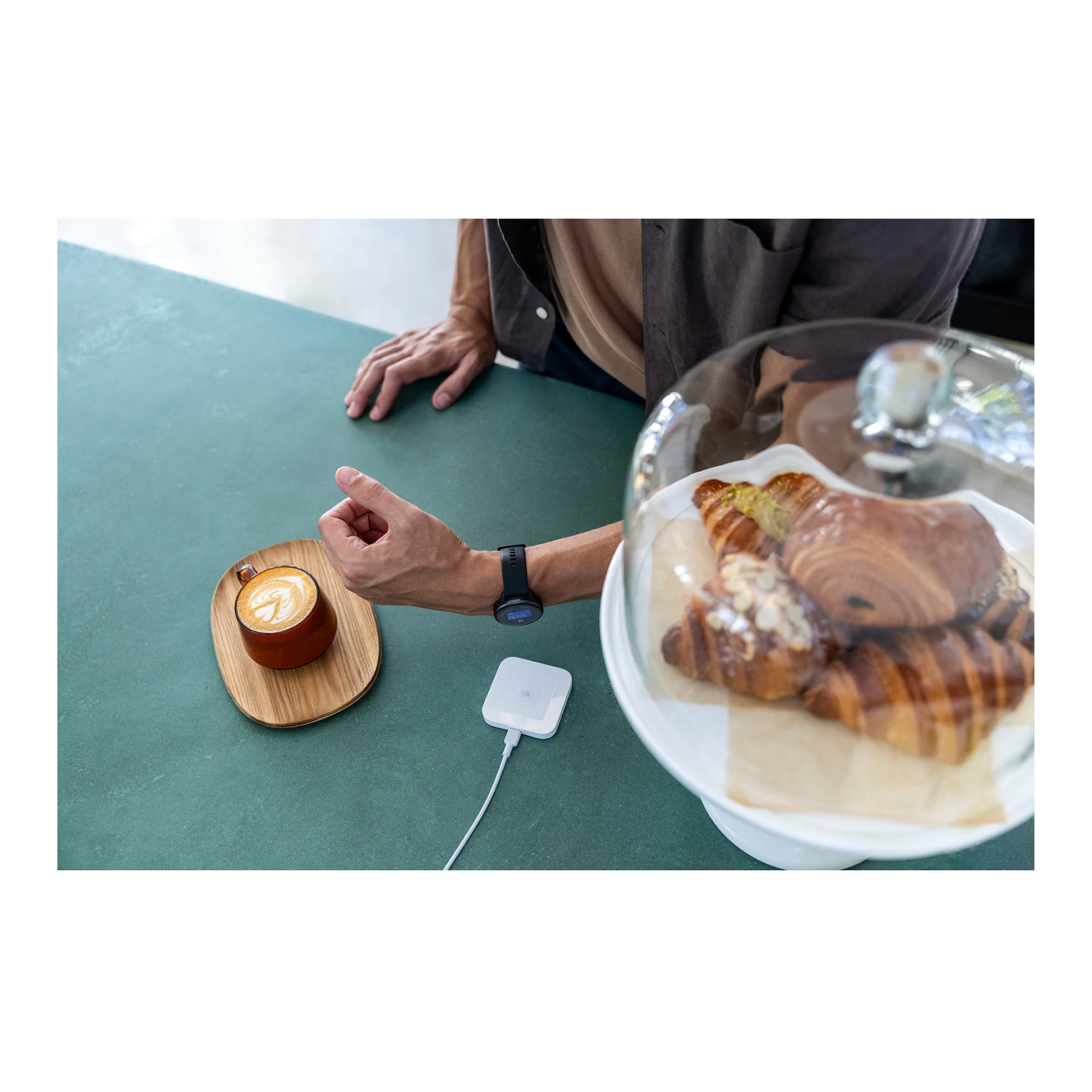 Garmin vivoactive 6 GPS Smartwatch (Slate with Black Band) Bundle with Wireless Earbuds - Image 10